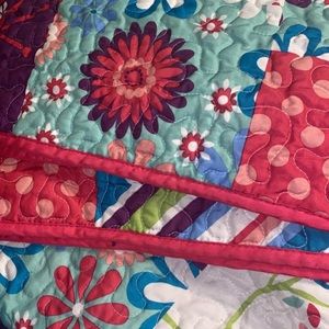 Twin/Twin XL Comforter